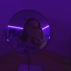 Meet your Posher, Lucy